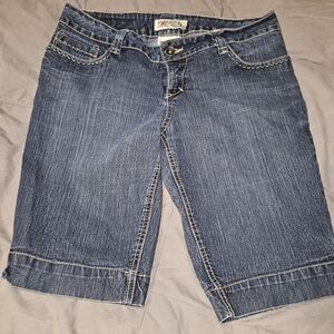 YMI from city of angels Bermuda shorts